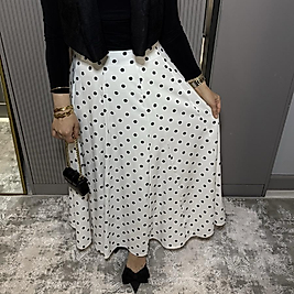 Puantiyeli etek/beyaz